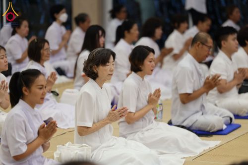 ภาพ No.128107:พิธีถวายภัตตาหารเป็นสังฆทาน แด่คณะพระธรรมยาตราฯ ในโครงการธรรมยาตราอัญเชิญพระบรมสารีริกธาตุ  ประดิษฐาน ณ มหารัตนเจดีย์สิริปทุมสวรรค์ อ.บางกล่ำ จ.สงขลา วันที่ 10 มีนาคม พ.ศ. 2567