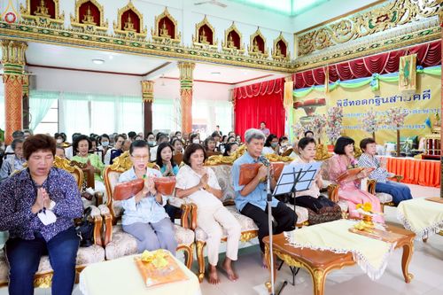 ภาพ No.250215:วันพุธที่ 8 ตุลาคม พ.ศ. 2568 พิธีทอดกฐินสามัคคีทั่วไทย 30,000 วัด โดยคณะศิษยานุศิษย์ บูชาธรรม 81 ปี หลวงพ่อธัมมชโย ณ วัดทัศนารุณสุนทริการาม กรุงเทพฯ