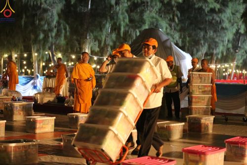 ภาพ No.108224:V.5 ทุ่มพลัง การเตรียมงาน เก็บงาน การรับบุญของเจ้าหน้าที่หน่วยงานต่างๆ เพื่อโครงการธรรมยาตรา กตัญญูบูชามหาปูชนียาจารย์ พระมงคลเทพมุนี (สด จนฺทสโร) พระผู้ปราบมาร อนุสรณ์สถาน 7 แห่ง ปีที่ 12 ระหว่างวันที่ 2 - 31 มกราคม พ.ศ. 2567