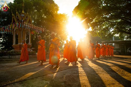 ภาพ No.181174:พิธีอุปสมบท ณ วัดพระเจ้าตนหลวง จังหวัดลำพูน ในโครงการอุปสมบทบูชาธรรมมหาปูชนียาจารย์ วันที่ 8 ธันวาคม พ.ศ. 2567