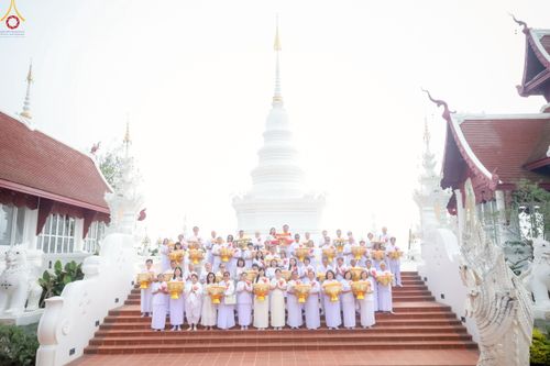 ภาพ No.260250:วันที่ 18 ตุลาคม พ.ศ. 2568 พิธีทอดกฐินสามัคคีทั่วไทย 30,000 วัด โดยคณะศิษยานุศิษย์ บูชาธรรม 81 ปี หลวงพ่อธัมมชโย ณ วัดกิ่วลม ต.บ่อหลวง อ.ฮอด จ.เชียงใหม่