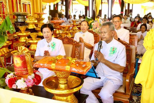 ภาพ No.253927:วันที่ 12 ตุลาคม พ.ศ. 2568 พิธีทอดกฐินสามัคคีทั่วไทย 30,000 วัด โดยคณะศิษยานุศิษย์ บูชาธรรม 81 ปี หลวงพ่อธัมมชโย ณ วัดบางกะเจ้ากลาง อ.พระประแดง จ.สมุทรปราการ