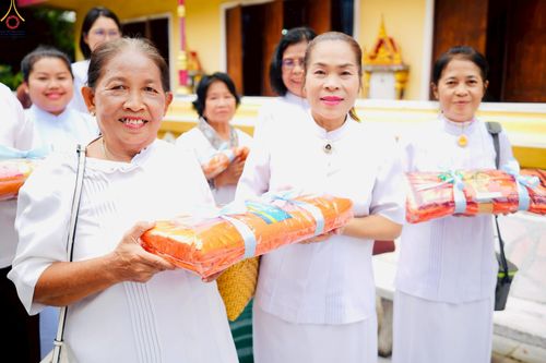 ภาพ No.259436:วันที่ 11 ตุลาคม พ.ศ. 2568 พิธีทอดกฐินสามัคคีทั่วไทย 30,000 วัด โดยคณะศิษยานุศิษย์ บูชาธรรม 81 ปี หลวงพ่อธัมมชโย ณ วัดเวฬุวนาราม(ไผ่เขียว) เขตดอนเมือง กรุงเทพมหานคร