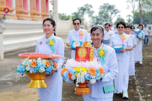 ภาพ No.275700:วันที่ 5 พฤศจิกายน พ.ศ. 2568 พิธีทอดกฐินสามัคคีทั่วไทย ณ วัดดอนหว้า (พิกุลทอง) อ.บ้านลาด จ.เพชรบุรี โดยคณะศิษยานุศิษย์ บูชาธรรม 81 ปี หลวงพ่อธัมมชโย