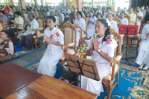 ภาพ No.182989:พิธีทอดกฐิน ณ วัดโคกเหล็ก อ.ห้วยราช จ.บุรีรัมย์ ในโครงการทอดกฐินสามัคคีทั่วไทย 30,000 วัด บูชาธรรม 80 ปี หลวงพ่อธัมมชโย โดยคณะศิษยานุศิษย์วัดพระธรรมกาย วันที่ 9 พฤศจิกายน พ.ศ. 2567