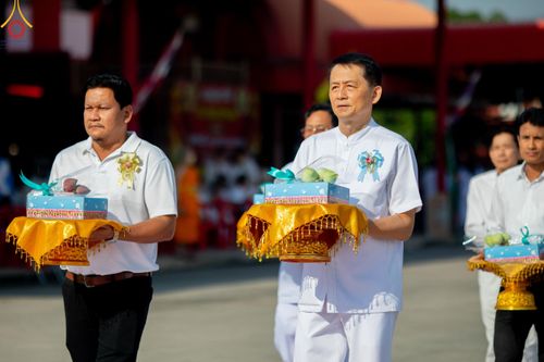 ภาพ No.192093:พิธีทอดผ้าป่าทำนุบำรุงศาสนสถาน ณ วัดนราภิรมย์ ตำบลนราภิรมย์ อำเภอบางเลน จังหวัดนครปฐม ในโครงการธรรมยาตรา กตัญญูบูชา มหาปูชนียาจารย์ พระมงคลเทพมุนี(สด จนฺทสโร) พระผู้ปราบมาร อนุสรณ์สถาน 7 แห่ง ปีที่ 13 วันที่ 9 มกราคม พ.ศ. 2568