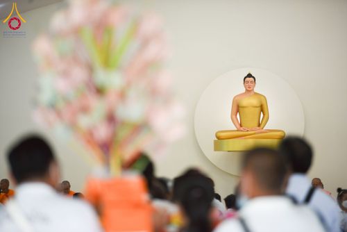 ภาพ No.225823:วันอาทิตย์ที่ 18 พฤษภาคม พ.ศ. 2568 ศูนย์ปฏิบัติธรรมสระบุรี ได้จัดพิธีทอดผ้าป่าฟื้นฟูพระพุทธศาสนา และพิธีมอบใบประกาศนียบัตรเชิดชูเกียรติผู้นำรถ ที่ทำหน้าที่จัดรถเพื่อพาสาธุชนไปร่วมงานวันที่ 22 เมษายน ที่ผ่านมา