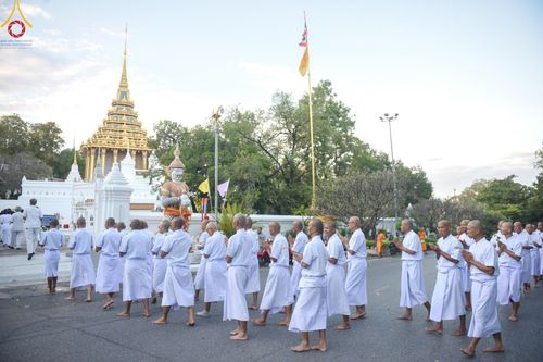 ภาพ No.184598:โครงการบรรพชาอุปสมบทหมู่ บูชาธรรมมหาปูชนียาจารย์ ณ วัดพระพุทธบาท ราชวรมหาวิหาร ต.ขุนโขลน อ.พระพุทธบาท จ.สระบุรี  วันที่ 8 ธันวาคม พ.ศ. 2567