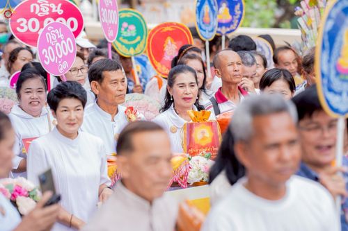 ภาพ No.276772:วันที่ 5 พฤศจิกายน พ.ศ. 2568 พิธีทอดกฐินสามัคคีทั่วไทย ณ วัดบางเพรียง อ.บางบ่อ จ.สมุทรปราการ โดยคณะศิษยานุศิษย์ บูชาธรรม 81 ปี หลวงพ่อธัมมชโย