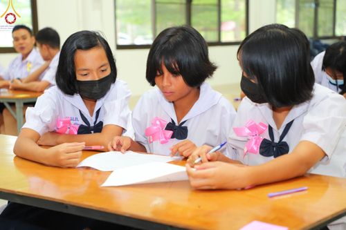 ภาพ No.102576:วันรวมพลังเด็กดี V-Star ผู้นำฟื้นฟูศีลธรรมโลก จังหวัดชุมพร วันที่ 15 ธันวาคม พ.ศ. 2566 ณ ธุดงคสถานชุมพร อ.เมือง จ.ชุมพร