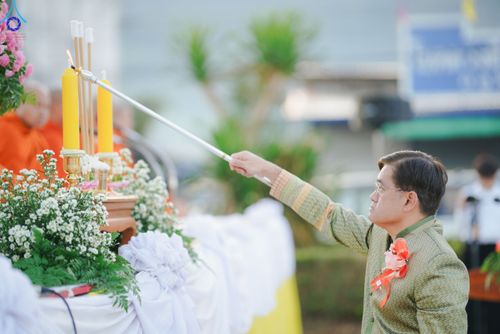 ภาพ No.106767:พิธีตักบาตรพระ ๒๐๐ รูป  "สร้างบุญใหญ่ ส่งท้ายปีเก่า ต้อนรับปีใหม่ ๒๕๖๗" วันอาทิตย์ที่ ๓๑ ธันวาคม ๒๕๖๖ ณ ถนนหน้าที่ว่าการอำเภอภูเรือ อำเภอภูเรือ จังหวัดเลย