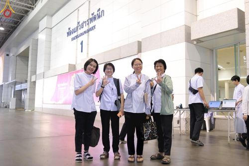 ภาพ No.212567:วันพฤหัสบดีที่ 20 มีนาคม พ.ศ. 2568 การประชุม 3 อาศรม วัดพระธรรมกาย เพื่องาน 22 เมษายน วันคุ้มครองโลก ถวายมหาสังฆทาน 40,000 กว่าวัดทั่วประเทศ