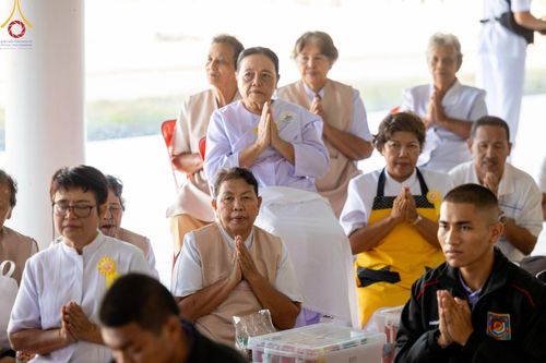 ภาพ No.123844:พิธีถวายสังฆทาน 323 วัด 4 จังหวัดชายแดนภาคใต้ ครั้งที่ 166 ณ ศูนย์ปฏิบัติธรรมภาคใต้ อ.บางกล่ำ จ.สงขลา วันเสาร์ที่ 17 กุมภาพันธ์ พ.ศ. 2567