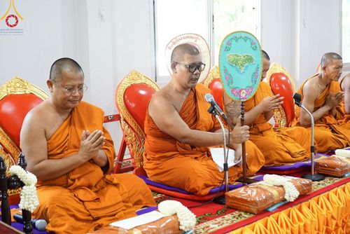 ภาพ No.172229:พิธีทอดกฐิน ณ วัดพระบาทเกาะแก้ว ภูเก็ต ในโครงการกฐินสามัคคีทั่วไทย 30,000 วัด บูชาธรรม 80 ปี หลวงพ่อธัมมชโย โดยคณะศิษยานุศิษย์วัดพระธรรมกาย วันที่ 27 ตุลาคม พ.ศ. 2567