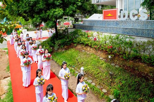 ภาพ No.254220:วันที่ 12 ตุลาคม พ.ศ. 2568 พิธีทอดกฐินสามัคคีวัดพระธรรมกายสิงคโปร์  新加坡法身寺功德衣法会 Dhammakaya Centre Singapore Kathina Ceremony  