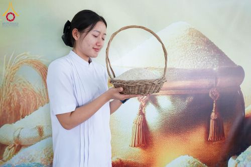 ภาพ No.198460:งานบุญล้านนา พิธีถวายสังฆทาน ตานข้าวใหม่,  พิธีทอดผ้าป่าบำรุงธุดงคสถานล้านนา,  พิธีถวายเครื่องเสียง เพื่อใช้ในงานพระพุทธศาสนา,  พิธีถวายรัตนบุปผา บูชาพระรัตนตรัย,  พิธีถวายภัตตาหารเป็นสังฆทาน วันอาทิตย์ที่ 19 มกราคม พุทธศักราช 2568  ณ ธุดงคสถานล้านนา