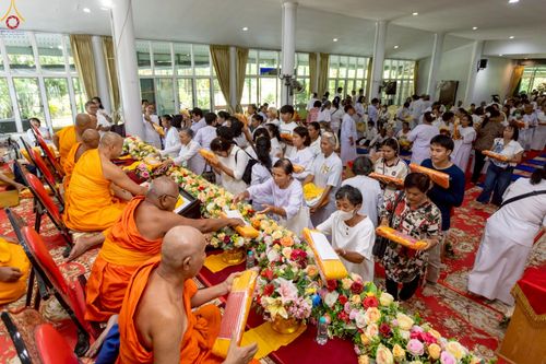 ภาพ No.262914:วันที่ 22 ตุลาคม พ.ศ. 2568 พิธีทอดกฐินสามัคคีทั่วไทย 30,000 วัด โดยคณะศิษยานุศิษย์ บูชาธรรม 81 ปี หลวงพ่อธัมมชโย ณ ธุดงคสถานทรงธรรมกำแพงเพชร ต.ทรงธรรม อ.เมือง จ.กำแพงเพชร