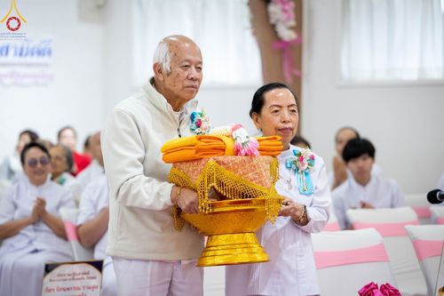 ภาพ No.93300:วัดพระธรรมกายซีแอตเติล รัฐวอชิงตัน ประเทศสหรัฐอเมริกา จัดพิธีทอดกฐินสามัคคี วันอาทิตย์ที่ 5 พฤศจิกายน พ.ศ. 2566