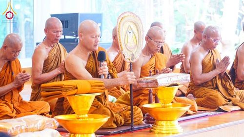 ภาพ No.176857:พิธีทอดกฐิน ณ ที่พักสงฆ์สันตินิมิตร อ.ตาพระยา จ.สระแก้ว ในโครงการทอดกฐินสามัคคีทั่วไทย 30,000 วัด บูชาธรรม 80 ปี หลวงพ่อธัมมชโย โดยคณะศิษยานุศิษย์วัดพระธรรมกาย วันที่ 15 พฤศจิกายน พ.ศ. 2567