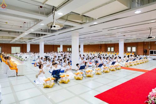 ภาพ No.228180:วันอาทิตย์ที่ 1 มิถุนายน พ.ศ.2568 พิธีถวายมหาสังฆทานพระ 100 รูป สโมสรซุปเปอร์คิดส์ ปีที่ 6 ณ ห้อง SPD 8 สภาธรรมกายสากล วัดพระธรรมกาย