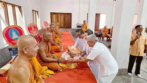 ภาพ No.256442:วันที่ 15 ตุลาคม พ.ศ. 2568 พิธีทอดกฐินสามัคคีทั่วไทย 30,000 วัด โดยคณะศิษยานุศิษย์ บูชาธรรม 81 ปี หลวงพ่อธัมมชโย ณ วัดอัมพวัน จ.สงขลา