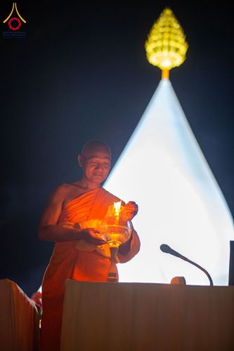 ภาพ No.211688:วันอาทิตย์ที่ 16 มีนาคม พ.ศ. 2568 พิธีจุดประทีปถวายเป็นพุทธบูชา ฉลองปทุมเจดีย์ (เจดีย์พระพุทธเจ้า 5 พระองค์) ณ ศูนย์อบรมเยาวชนปัตตานี