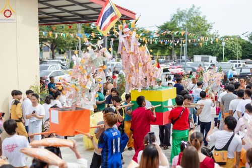 ภาพ No.93216:พิธีทอดกฐินสามัคคีทั่วไทย 5,000 วัด ณ วัดคลองชัน จ.ปทุมธานี วันที่ 12 พฤศจิกายน พ.ศ. 2566