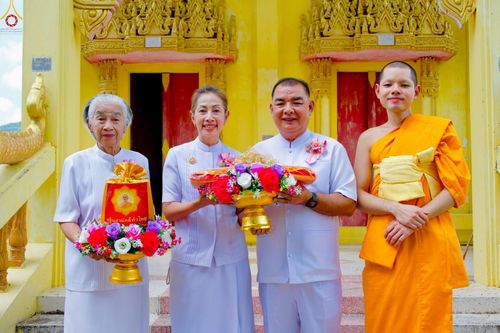 ภาพ No.258474:วันที่ 18 ตุลาคม พ.ศ. 2568 พิธีทอดกฐินสามัคคีทั่วไทย 30,000 วัด โดยคณะศิษยานุศิษย์ บูชาธรรม 81 ปี หลวงพ่อธัมมชโย ณ วัดนิคมซอย25 จังหวัดสระบุรี