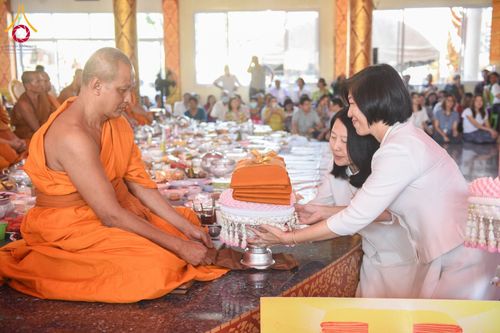 ภาพ No.183151:พิธีทอดกฐิน ณ วัดวาลุการาม จ.สระบุรี ในโครงการทอดกฐินสามัคคีทั่วไทย 30,000 วัด บูชาธรรม 80 ปี หลวงพ่อธัมมชโย โดยคณะศิษยานุศิษย์วัดพระธรรมกาย วันที่ 12 พฤศจิกายน พ.ศ. 2567