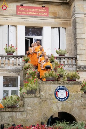 ภาพ No.96436:พิธีทอดกฐินวัดพระธรรมกายบอร์โด ประเทศฝรั่งเศส วันอาทิตย์ที่ 19 พฤศจิกายน พ.ศ. 2566 ณ วัดพระธรรมกายบอร์โด ประเทศฝรั่งเศส