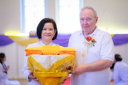 ภาพ No.92639:พิธีทอดกฐินวัดพระธรรมกายนอร์ธสวีเดน เพื่อปฏิสังขรณ์ ซ่อมแซมประตูและหน้าต่าง วันเสาร์ที่ 4 พฤศจิกายน พ.ศ. 2566 ณ เมือง แยฟเล่ ประเทศสวีเดน