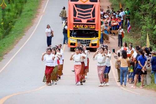 ภาพ No.269635:วันที่ 25 ตุลาคม พ.ศ. 2568 พิธีทอดกฐินสามัคคีทั่วไทย ณ วัดบางยางพัฒนา ต.หนองกะท้าว อ.นครไทย จ.พิษณุโลก โดยคณะศิษยานุศิษย์ บูชาธรรม 81 ปี หลวงพ่อธัมมชโย