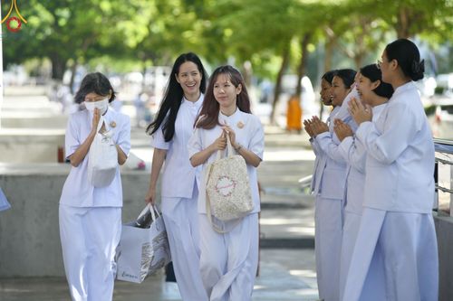 ภาพ No.151125:พิธีบูชาข้าวพระ ในวันอาทิตย์ต้นเดือน วันที่ 1 กันยายน พ.ศ. 2567 ณ สภาธรรมกายสากล วัดพระธรรมกาย