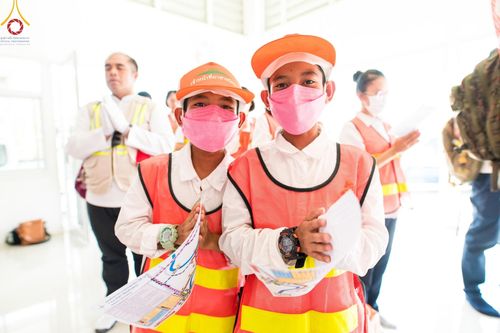 ภาพ No.108616:V.6 บุญเข้า การเตรียมงาน เก็บงาน การรับบุญของเจ้าหน้าที่หน่วยงานต่างๆ เพื่อโครงการธรรมยาตรา กตัญญูบูชามหาปูชนียาจารย์ พระมงคลเทพมุนี (สด จนฺทสโร) พระผู้ปราบมาร อนุสรณ์สถาน 7 แห่ง ปีที่ 12 ระหว่างวันที่ 2 - 31 มกราคม พ.ศ.2567