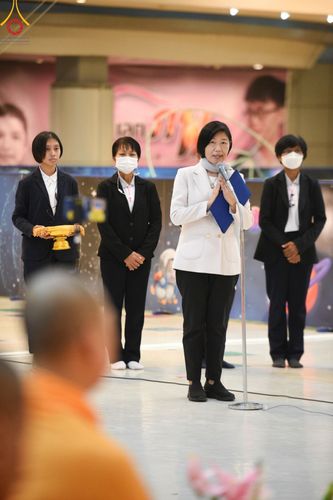 ภาพ No.122804:พิธีมอบโล่และใบประกาศเกียรติคุณ โครงการเจริญพระพุทธมนต์บทธัมมจักกัปปวัตนสูตร โรงเรียนที่มีผลการดำเนินกิจกรรมดีเด่น จังหวัดสระบุรี ณ ห้างทวีกิจ คอมเพล็กซ์ อ.เมือง จ.สระบุรี วันศุกร์ที่ 2 กุมภาพันธ์ พ.ศ. 2567