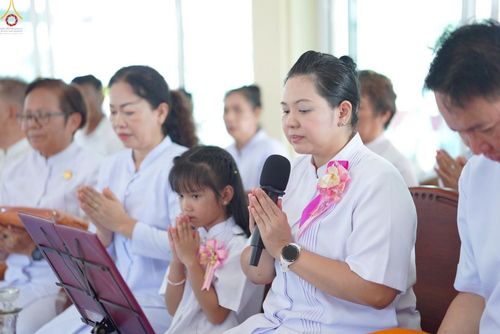 ภาพ No.271843:วันที่ 12 ตุลาคม พ.ศ. 2568 พิธีทอดกฐินสามัคคีทั่วไทย ณ วัดราษฏร์ธรรมาราม อ.เมือง จ.สมุทรสาคร โดยคณะศิษยานุศิษย์ บูชาธรรม 81 ปี หลวงพ่อธัมมชโย