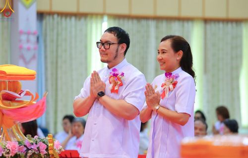 ภาพ No.183834:พิธีทอดกฐิน ณ ศูนย์กัลยาณมิตรพิจิตร ในโครงการทอดกฐินสามัคคีทั่วไทย 30,000 วัด บูชาธรรม 80 ปี หลวงพ่อธัมมชโย โดยคณะศิษยานุศิษย์วัดพระธรรมกาย วันที่ 11 พฤศจิกายน พ.ศ. 2567