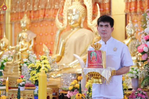 ภาพ No.163670:โครงการกฐินสามัคคีทั่วไทย 30,000 วัด บูชาธรรม 80 ปี หลวงพ่อธัมมชโย โดย คณะศิษยานุศิษย์วัดพระธรรมกาย ณ วัดลาดบัวขาว กรุงเทพมหานคร วันที่ 20 ตุลาคม พ.ศ. 2567
