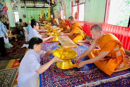 ภาพ No.181618:พิธีทอดกฐิน ณ วัดบ่อพระอินทร์ ต.สร่างโศก อ.บ้านหมอ จ.สระบุรี ในโครงการทอดกฐินสามัคคีทั่วไทย 30,000 วัด บูชาธรรม 80 ปี หลวงพ่อธัมมชโย โดยคณะศิษยานุศิษย์วัดพระธรรมกาย วันที่ 27 ตุลาคม พ.ศ. 2567