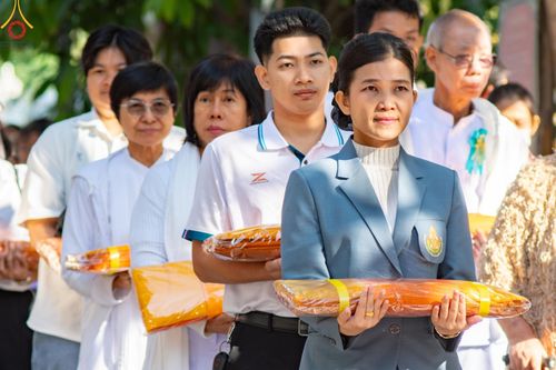 ภาพ No.195018:พิธีทอดผ้าป่าทำนุบำรุงศาสนสถาน ณ วัดไผ่โรงวัว ต.บางตาเถร อ.สองพี่น้อง จ.สุพรรณบุรี ในโครงการธรรมยาตรา กตัญญูบูชา มหาปูชนียาจารย์ พระมงคลเทพมุนี(สด จนฺทสโร) พระผู้ปราบมาร อนุสรณ์สถาน 7 แห่ง ปีที่ 13 วันที่ 13 มกราคม พ.ศ. 2568