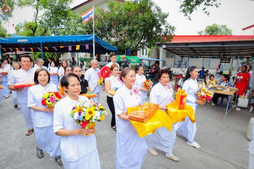 ภาพ No.270275:วันที่ 28 ตุลาคม พ.ศ. 2568 พิธีทอดกฐินสามัคคีทั่วไทย ณ สำนักสงฆ์เทพพิทักษ์ผล ต.แสนสุข อ.เมืองชลบุรี จ.ชลบุรี โดยคณะศิษยานุศิษย์ บูชาธรรม 81 ปี หลวงพ่อธัมมชโย