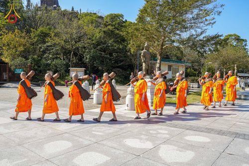 ภาพ No.68014:พิธีบรรพชาสามเณร รุ่นที่ 9 ประจำปี 2565 ณ วัดพระธรรมกายฮ่องกง ประเทศสาธารณรัฐประชาชนจีน วันที่ 24 ธันวาคม พ.ศ. 2565