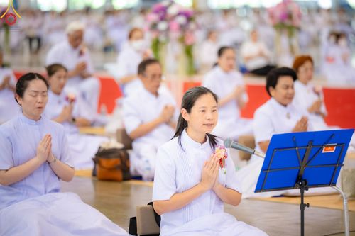 ภาพ No.148892:พิธีปฎิบัติธรรมและ พิธีจุดเทียนใจ ไฟนิรันดร์ อนันตชัย วันอาทิตย์ที่ 11 สิงหาคม พ.ศ. 2567 วัดพระธรรมกาย จ.ปทุมธานี