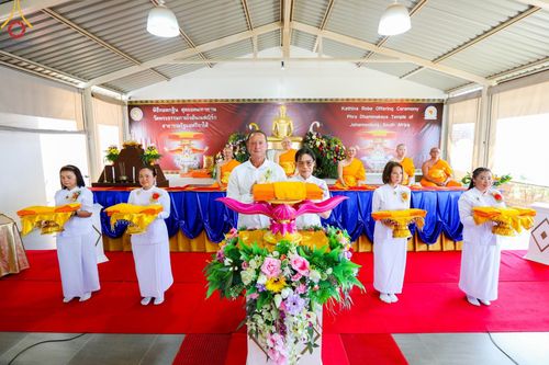 ภาพ No.94345:พิธีทอดกฐินสามัคคี วัดพระธรรมกายโจฮันเนสเบิร์ก ประเทศสาธารณรัฐแอฟริกาใต้ ในวันอาทิตย์ที่ 12 พฤศจิกายน พ.ศ. 2566