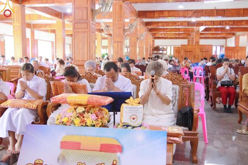 ภาพ No.96325:พิธีทอดกฐินสามัคคีทั่วไทย 5,000 วัด ณ วัดโคกหลวง อ.ดำเนินสะดวก จ.ราชบุรี วันที่ 19 พฤศจิกายน พ.ศ. 2566