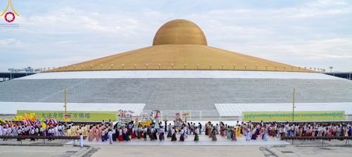 ภาพ No.100003:พิธีทอดผ้าป่า เมียนมาร์ และพิธีสวดธรรมจักร ครั้งที่ 5 ประจำปี พ.ศ. 2566 วันอาทิตย์ที่ 3 ธันวาคม พ.ศ. 2566
