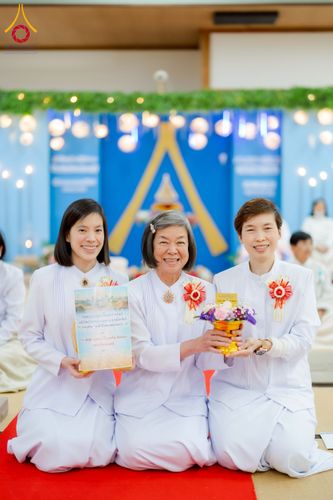 ภาพ No.220929:วันที่ 13 เมษายน พ.ศ. 2568 พิธีโปรยรัตนชาติปฐมเริ่มสถาปนาเจดีย์ และ พิธีเปิดหมู่บ้านปฏิบัติธรรม เพื่อการบรรลุธรรม ณ วัดป่าธรรมกายนานาชาติโทชิหงิ  ประเทศญี่ปุ่น