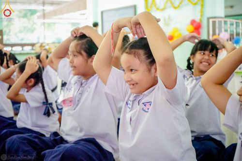 ภาพ No.104762:วันรวมพลังเด็กดี V-star ผู้นำฟื้นฟูศีลธรรมโลก จังหวัดพังงา วันที่ 22 ธันวาคม พ.ศ. 2566 ณ โรงเรียนอนุบาลพังงา