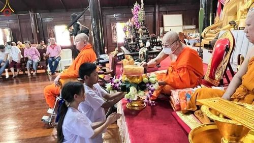 ภาพ No.182172:พิธีทอดกฐิน ณ วัดบ้านใหม่สิริวัฒนาราม จ.ชัยนาท ในโครงการทอดกฐินสามัคคีทั่วไทย 30,000 วัด บูชาธรรม 80 ปี หลวงพ่อธัมมชโย โดยคณะศิษยานุศิษย์วัดพระธรรมกาย วันที่ 27 ตุลาคม พ.ศ. 2567 กฐินสัมฤทธิ์เด็กดี V-Star โรงเรียนวัดบ้านใหม่ จ.ชัยนาท