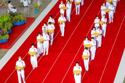 ภาพ No.88912:พิธีทอดผ้าป่าสมทบกฐินครั้งที่ 2 วันศุกร์ที่ 29 กันยายน พ.ศ. 2566 วันเพ็ญขึ้น 15 ค่ำ เดือน 10 ณ ห้องแก้วสารพัดนึก 1 วัดพระธรรมกาย